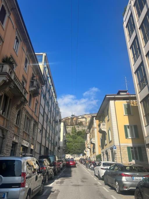 5Min From Citta Alta Chic Bergamo City Apartment Exterior photo