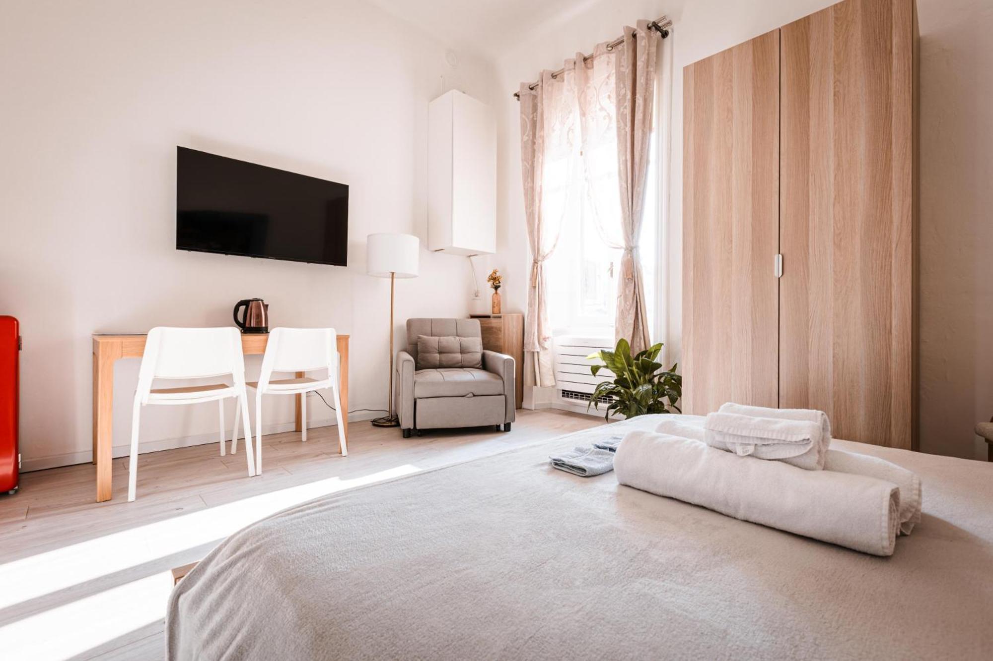 5Min From Citta Alta Chic Bergamo City Apartment Exterior photo